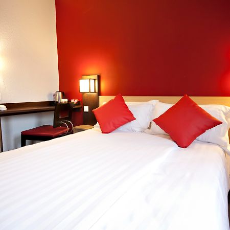 Comfort Hotel Clermont Saint Jacques Zewnętrze zdjęcie