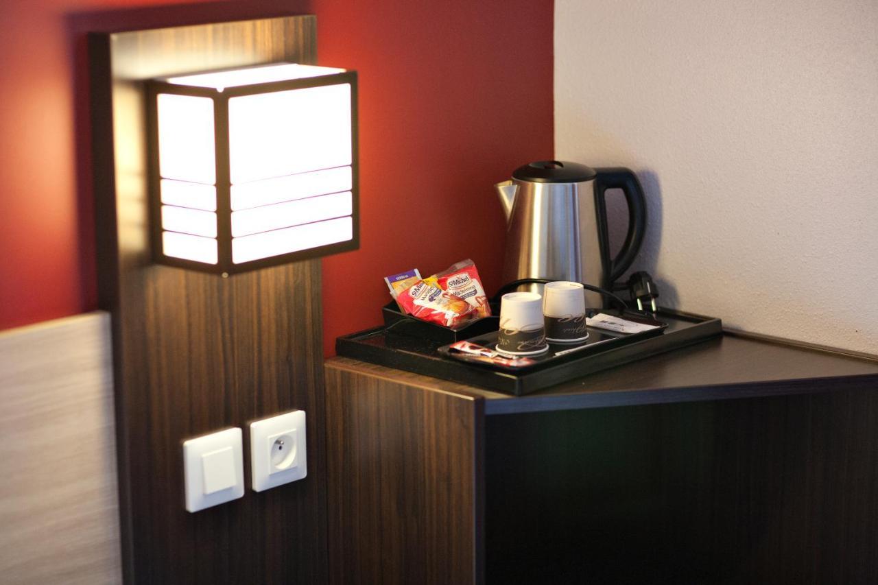 Comfort Hotel Clermont Saint Jacques Zewnętrze zdjęcie