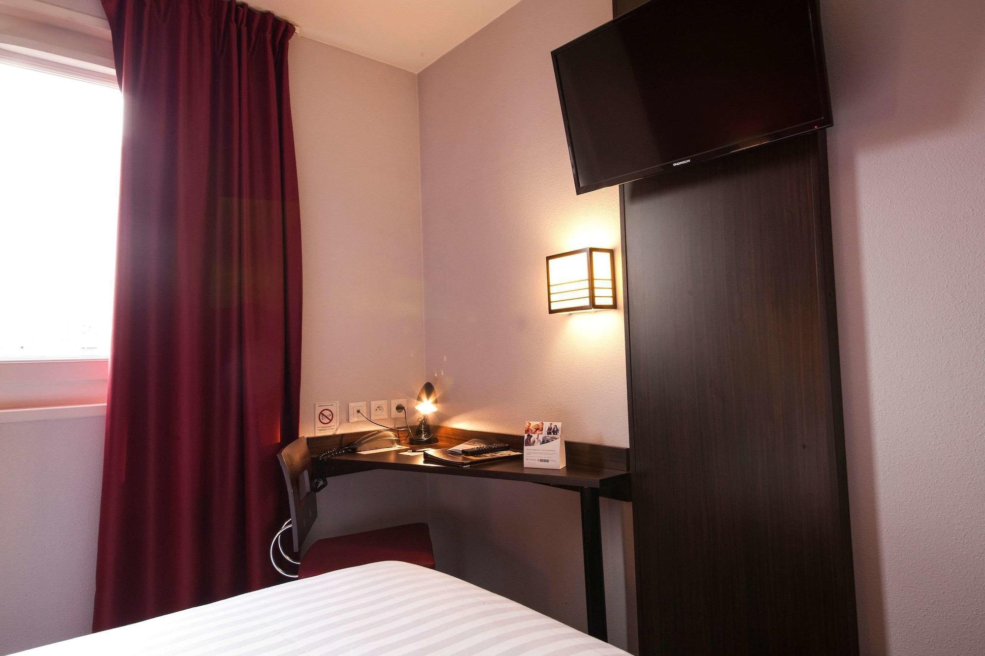 Comfort Hotel Clermont Saint Jacques Zewnętrze zdjęcie