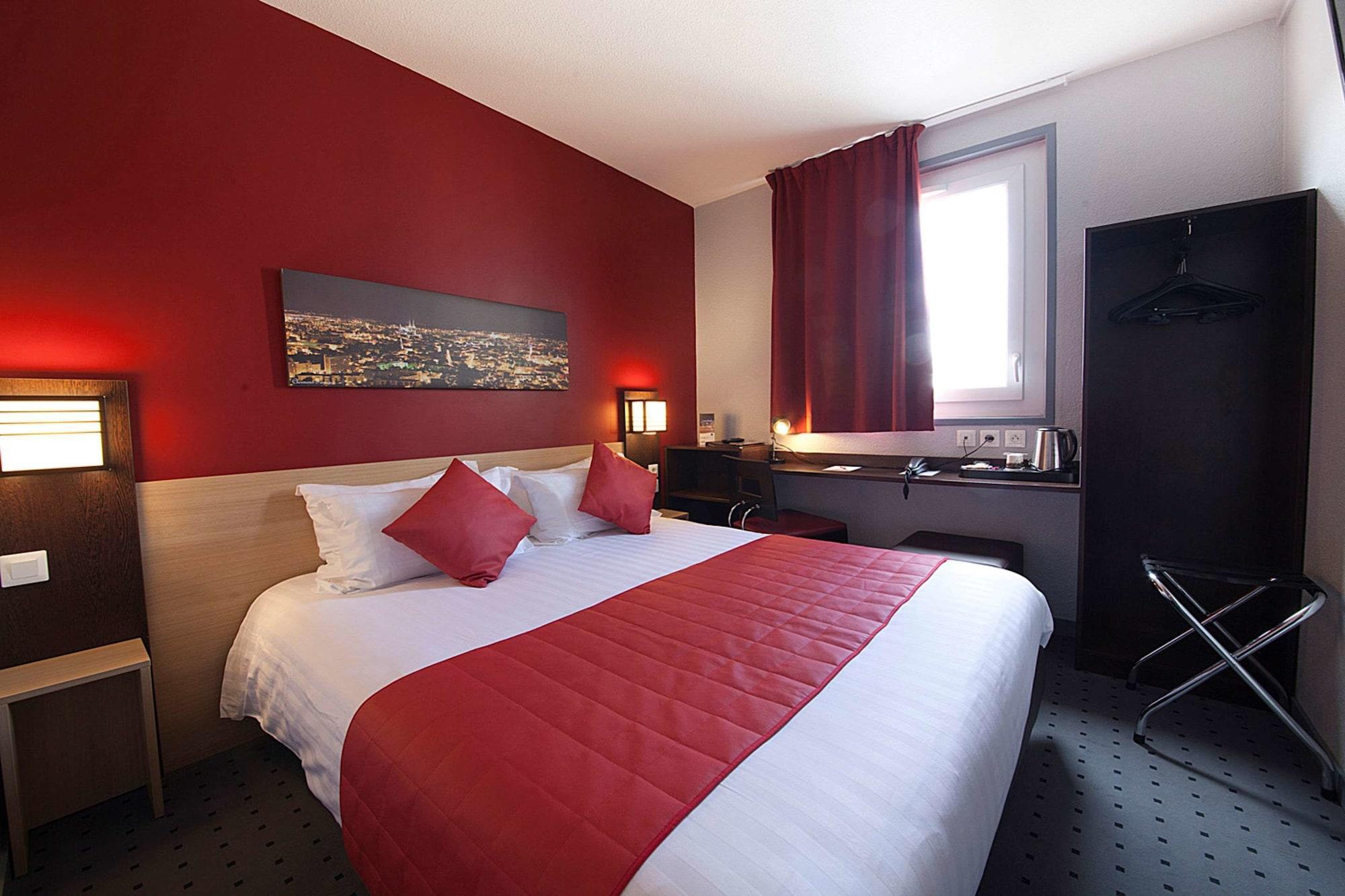 Comfort Hotel Clermont Saint Jacques Zewnętrze zdjęcie