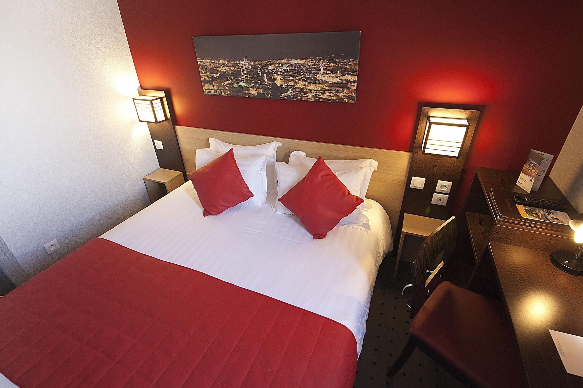 Comfort Hotel Clermont Saint Jacques Zewnętrze zdjęcie