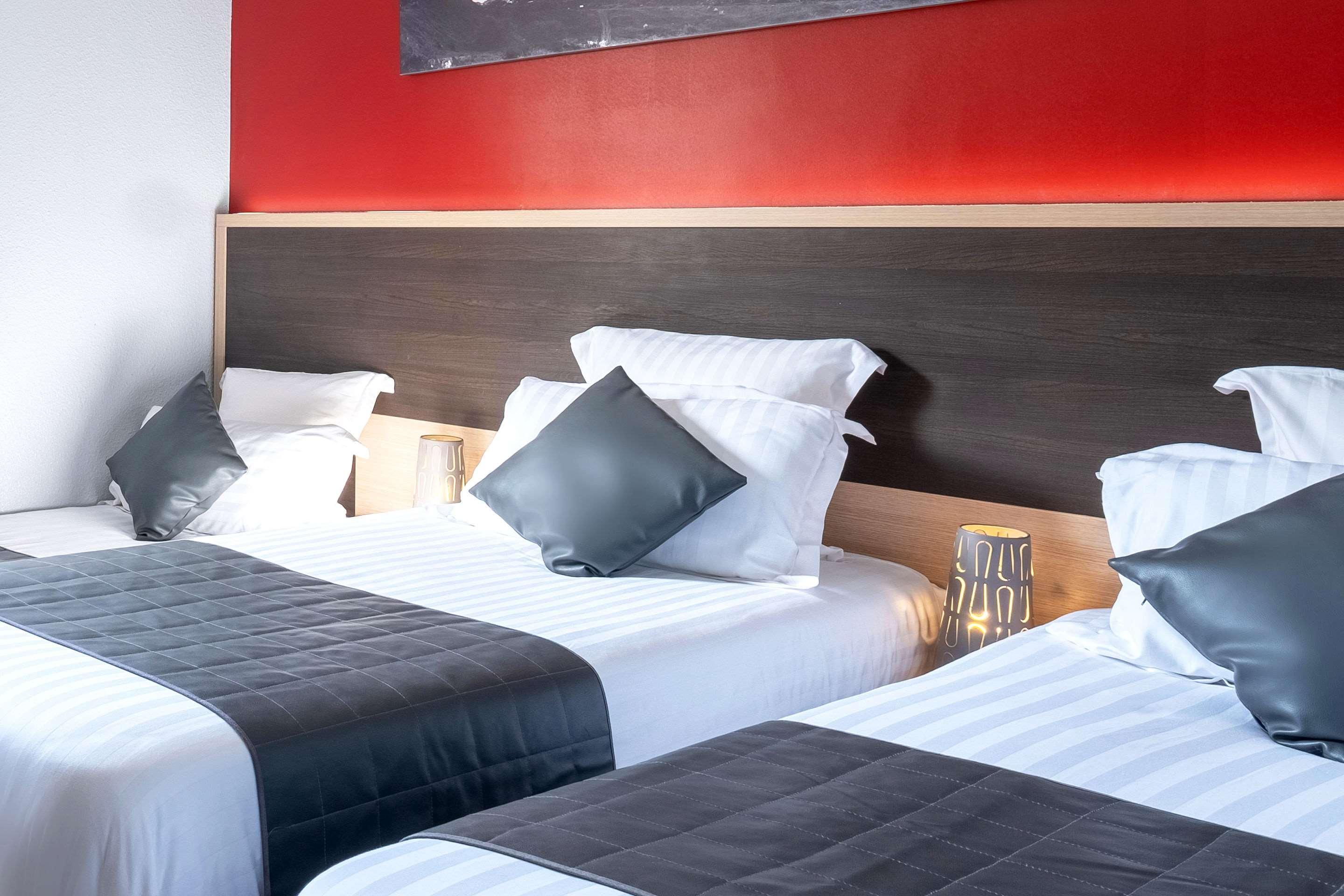 Comfort Hotel Clermont Saint Jacques Zewnętrze zdjęcie