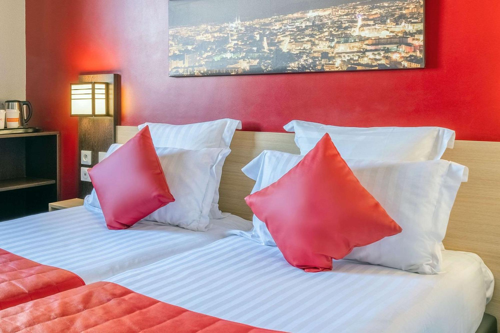Comfort Hotel Clermont Saint Jacques Zewnętrze zdjęcie